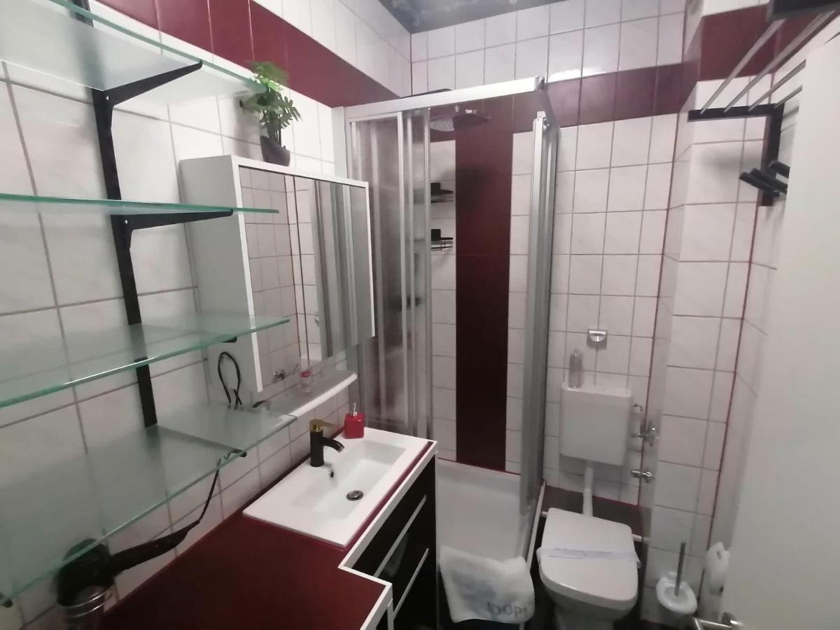 Best-Preis -Gold Suite- Mit Netflix, Self-Check-In, Ebike Ladestation, Fahrradraum, Wlan, Netflix Und Massagesessel - Direkt Am Elberadweg Im Herzen Von Wittenberge Ngoại thất bức ảnh