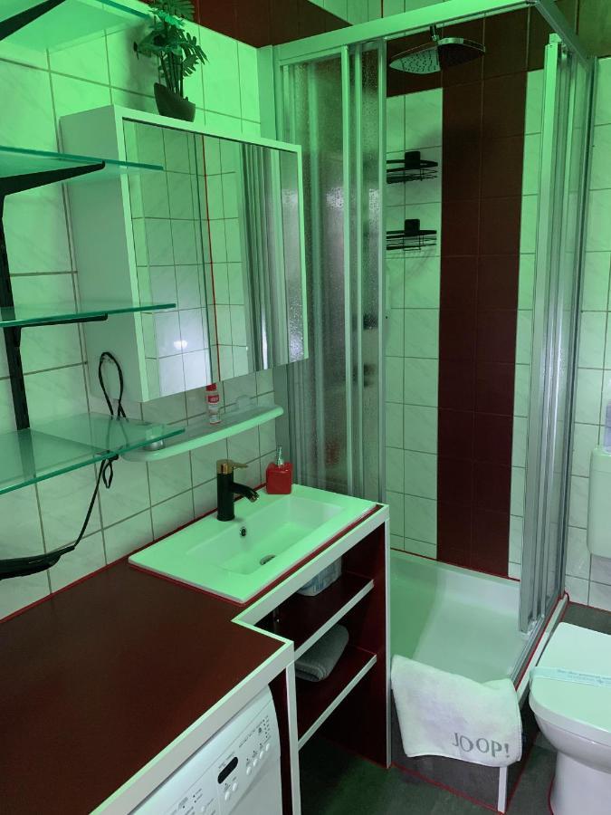 Best-Preis -Gold Suite- Mit Netflix, Self-Check-In, Ebike Ladestation, Fahrradraum, Wlan, Netflix Und Massagesessel - Direkt Am Elberadweg Im Herzen Von Wittenberge Ngoại thất bức ảnh