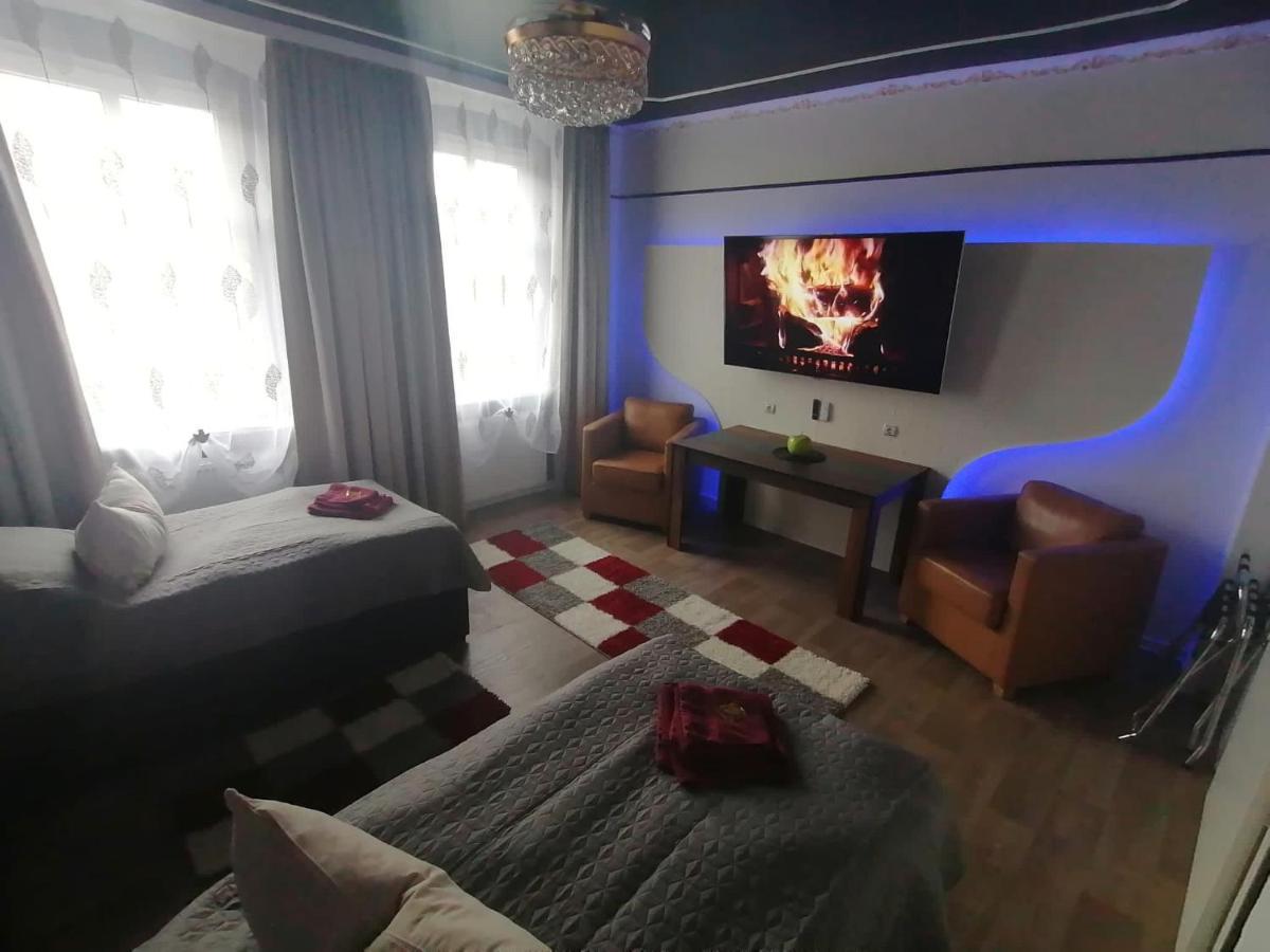 Best-Preis -Gold Suite- Mit Netflix, Self-Check-In, Ebike Ladestation, Fahrradraum, Wlan, Netflix Und Massagesessel - Direkt Am Elberadweg Im Herzen Von Wittenberge Ngoại thất bức ảnh